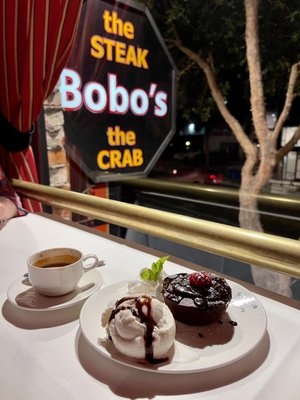Bobo's by null