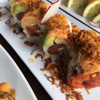 Shiki Sushi - Lady in Red roll. - Sushi Bars Near Me - Studio City, California