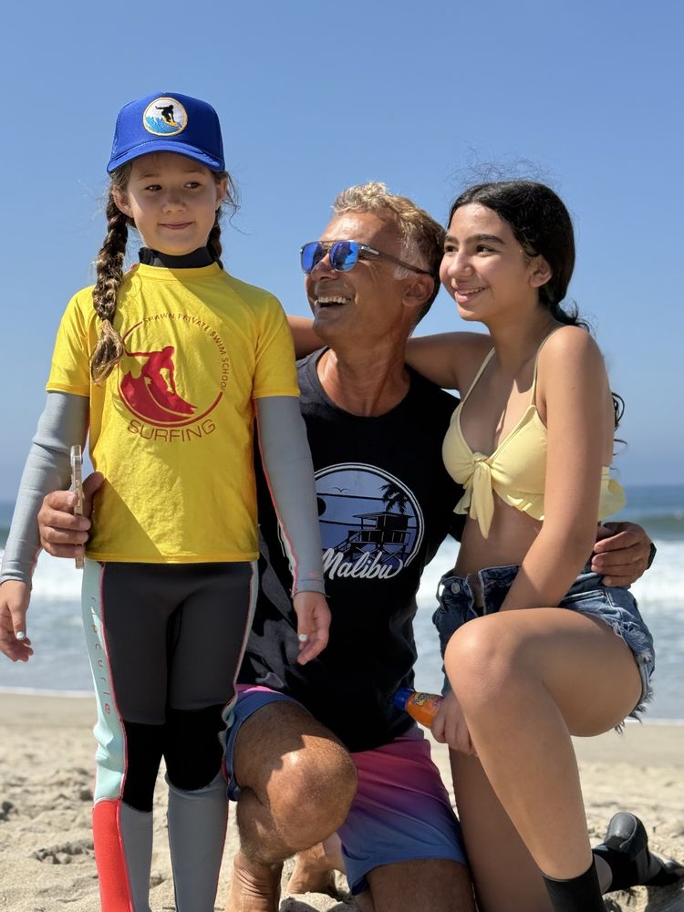 Shawn Private Swim And Surf School Logo