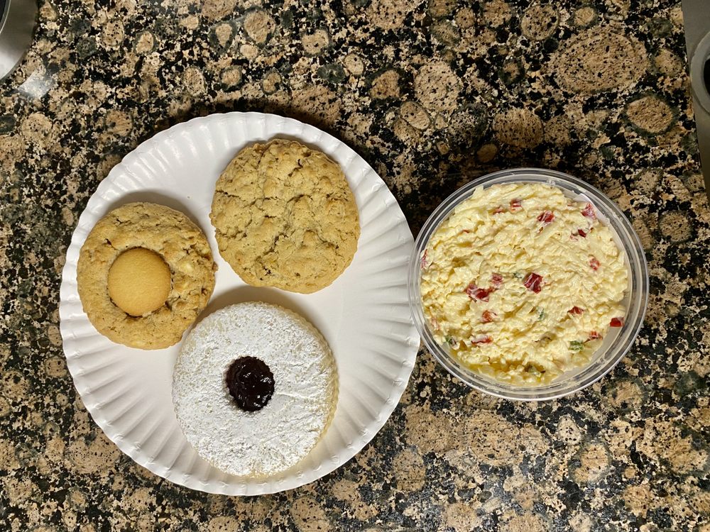 DOODLES KITCHEN & BAKERY Updated August 2024 117 E Vine St