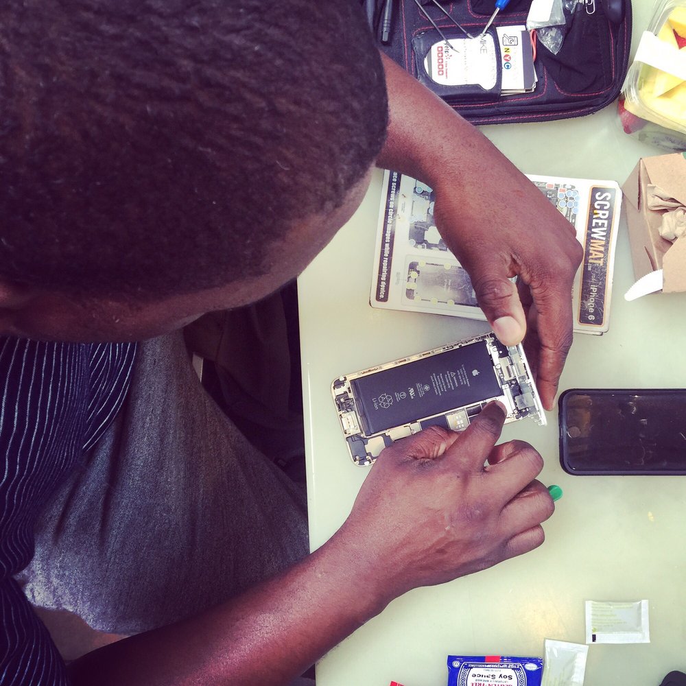 iPhone Doc NYC - Mike working his magic. - Mobile Phone Repair Near Me - Brooklyn, New York