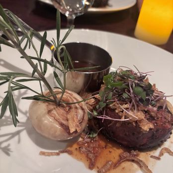 Amelia's - Filet mingon - Bars Near Me - Stoughton, Massachusetts Amelia's - Filet mingon - Bars Near Me - Stoughton, Massachusetts