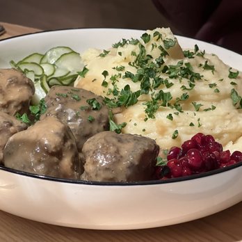 Slingerbulten - Traditional Swedish Meatballs - Scandinavian Near Me - Stockholm, Alberta Slingerbulten - Traditional Swedish Meatballs - Scandinavian Near Me - Stockholm, Alberta