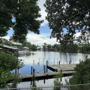Big Daddy's Grill - So peaceful - Seafood Near Me - Fairhope, Alabama