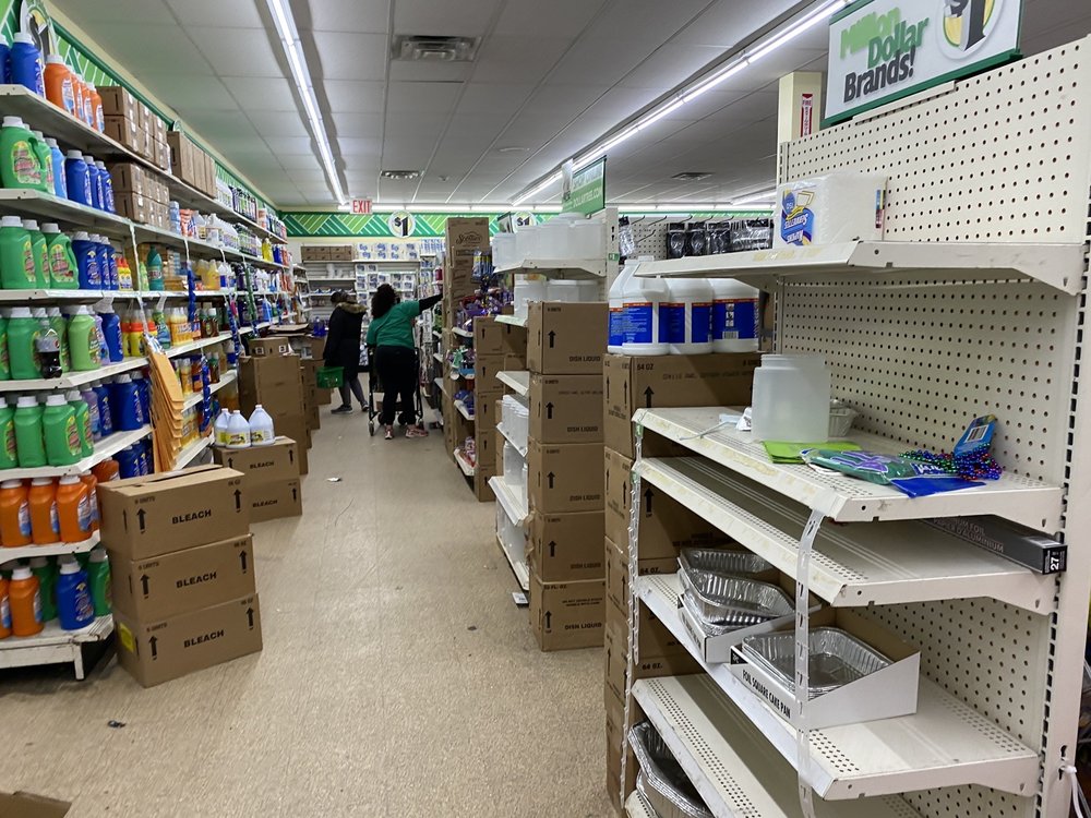 DOLLAR TREE Updated August 2024 18 Photos & 15 Reviews 896 McLean