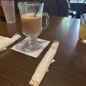 Howell's Restaurant & Lounge - Baileys and coffee - Lounges Near Me - Oregon City, Oregon Howell's Restaurant & Lounge - Baileys and coffee - Lounges Near Me - Oregon City, Oregon