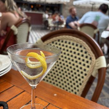 Trivoli Tavern - Vesper martini - American Near Me - Chicago, Illinois Trivoli Tavern - Vesper martini - American Near Me - Chicago, Illinois