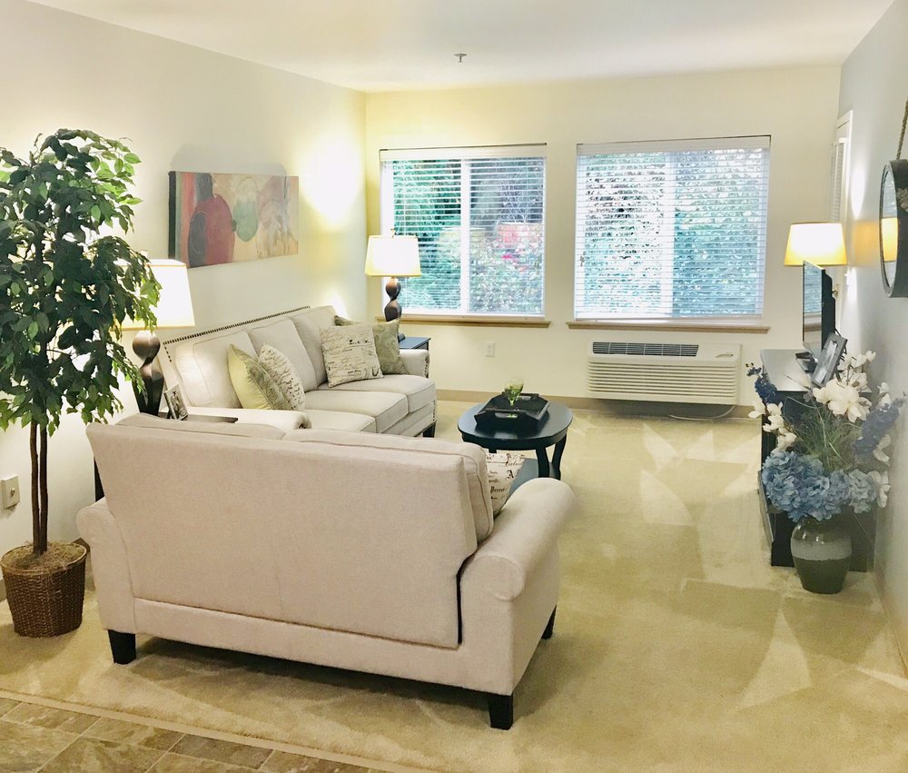 SOLSTICE SENIOR LIVING AT NORMANDY PARK Updated May 2024 25 Photos