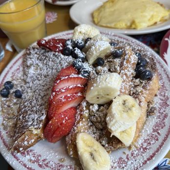 Comfort & Floyd - French toast - Breakfast & Brunch Near Me - Philadelphia, Pennsylvania Comfort & Floyd - French toast - Breakfast & Brunch Near Me - Philadelphia, Pennsylvania