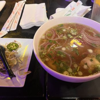 Daisy Garden - Phở Gà (chicken pho) - Japanese Near Me - Lakeland, Florida Daisy Garden - Phở Gà (chicken pho) - Japanese Near Me - Lakeland, Florida