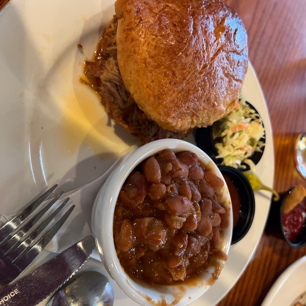 Blue Mountain Brewery - Pulled Pork BBQ sandwich - Brewpubs Near Me - Afton, Virginia Blue Mountain Brewery - Pulled Pork BBQ sandwich - Brewpubs Near Me - Afton, Virginia