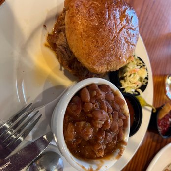 Blue Mountain Brewery - Pulled Pork BBQ sandwich - Brewpubs Near Me - Afton, Virginia Blue Mountain Brewery - Pulled Pork BBQ sandwich - Brewpubs Near Me - Afton, Virginia