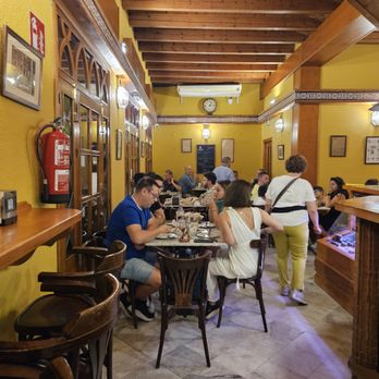 Taberna Coloniales - Tapas Bars Near Me - Seville, SE