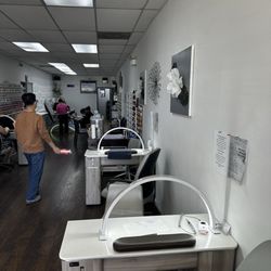 Season Nails - Remodeled nail salons with new spa chairs