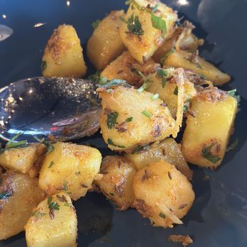 Himalayan wild yak - Roasted potatoes. - Himalayan/Nepalese Near Me - Ashburn, Virginia