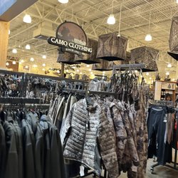Cabela's - The invisibility section