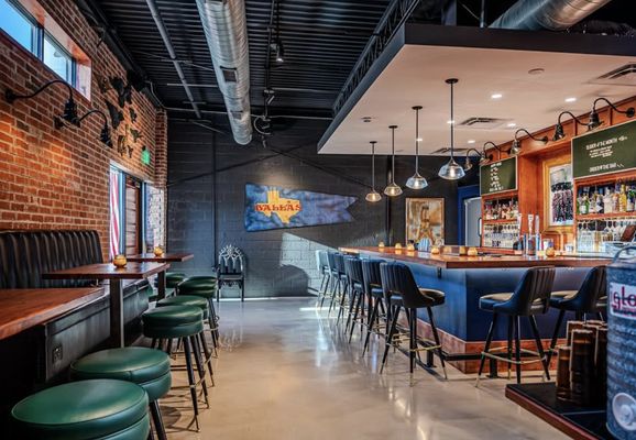 Easy Slider - East Side Ave. by null