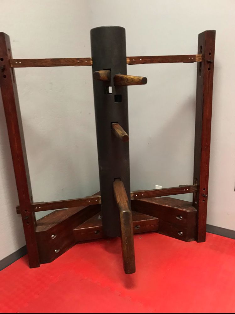 Hung Fa Yi Wing Chun Logo