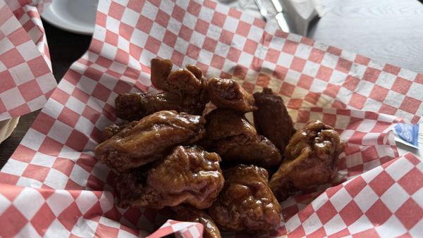 Carbon Bar and Grill by null