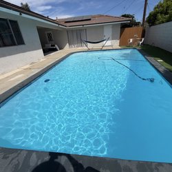Cruz Montalvo Pool Cleaning Service