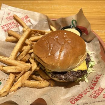 Chili's - Burger and fries - Bars Near Me - Palatka, Florida Chili's - Burger and fries - Bars Near Me - Palatka, Florida