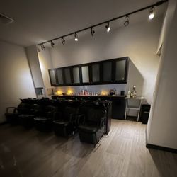 Pyure Salon-Boynton Beach - Shampoo/ massage room, so relaxing !