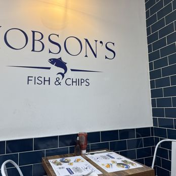 Hobson's Fish & Chips - Inside seating - Fish & Chips Near Me - London, XGL Hobson's Fish & Chips - Inside seating - Fish & Chips Near Me - London, XGL