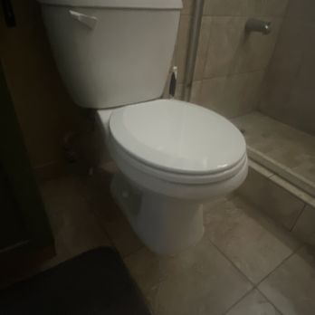 YLP Plumbing - The toilet that was fixed - Plumbing Near Me