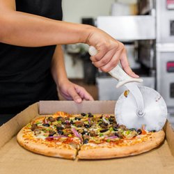 Pizzaroni - South Gate - Get your serving of veggies with our Veggie pizza! - Mushrooms, Green Peppers, Onions, Black Olives, Tomatoes, and Italian Herbs $11.99