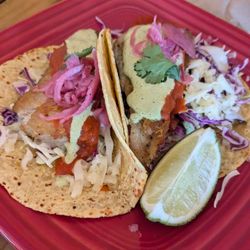 Throwback Brewery - Fish tacos