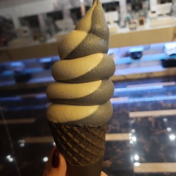 Bae - Ice Cream & Frozen Yogurt Near Me - Houston, Texas