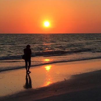 Siesta Key Beach - Beaches Near Me - Sarasota, Florida
