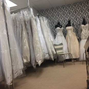 Glamorous Bride - Bridal Near Me - New York, New York Glamorous Bride - Bridal Near Me - New York, New York