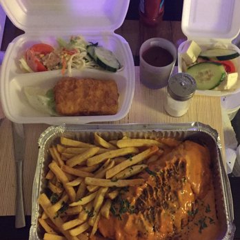 Dante's - Panierter Fetakäse und Bifteki mit Pommes und Metaxasoße. - Food Delivery Services Near Me - Torgau, SN