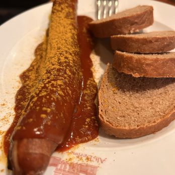 Treffpunkt Berlin - Currywurst mit Stulle 9.60€!! Sonderpreis???  Treffpunkt Berlin - Northern German Near Me - Berlin, BE