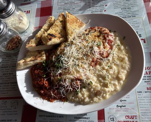 Red Bench Pizza by null