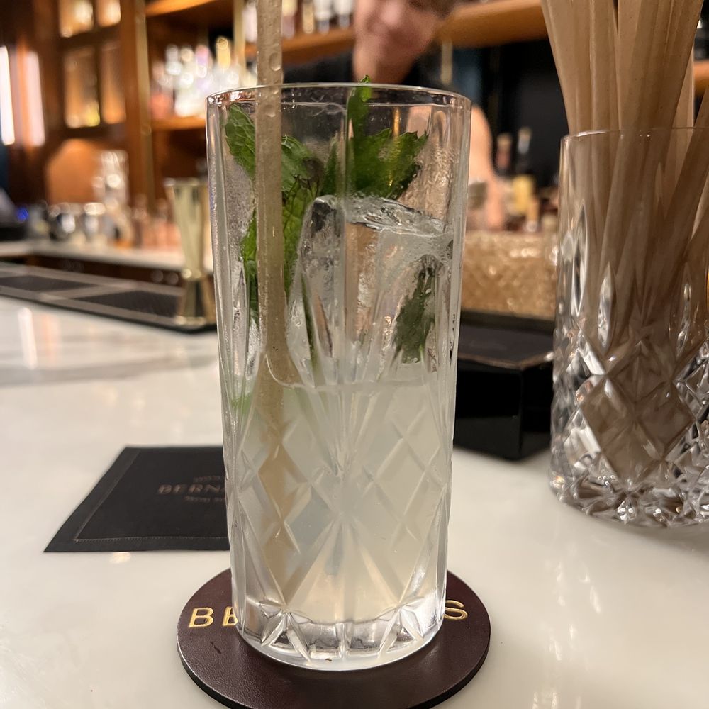 Bernard's - A refreshing Southside - Cocktail Bars Near Me - Chicago, Illinois