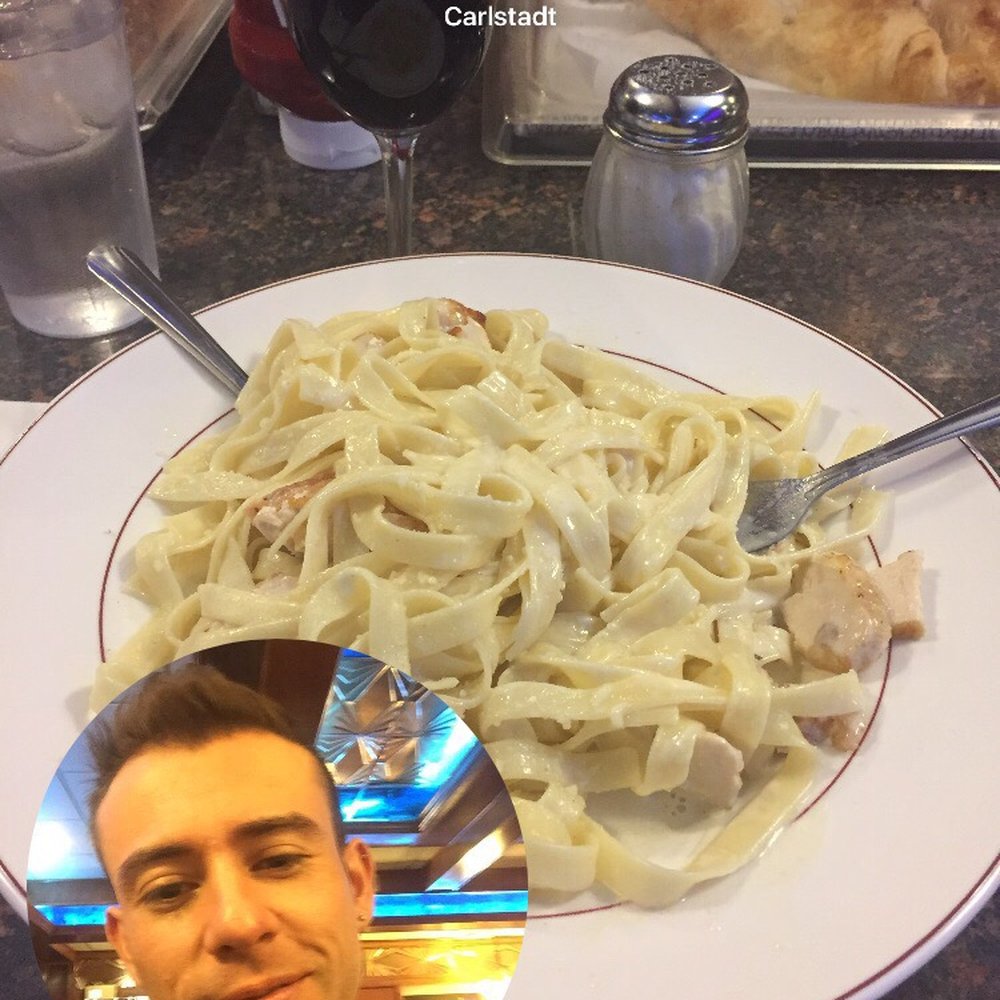 Meadowlands Diner - Cajun chicken Fettuccine Alfredo - Diners Near Me - Carlstadt, New Jersey