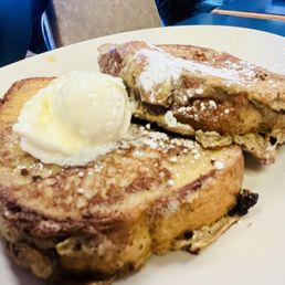 Cinnamon Raisin French Toast