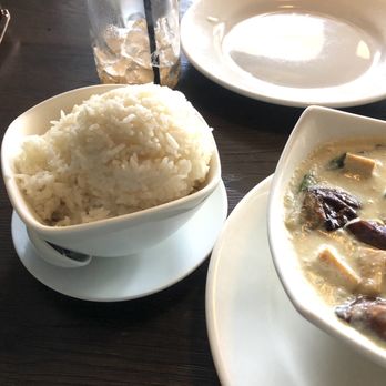 Basil Thai - Thai Near Me - La Quinta, California Basil Thai - Thai Near Me - La Quinta, California