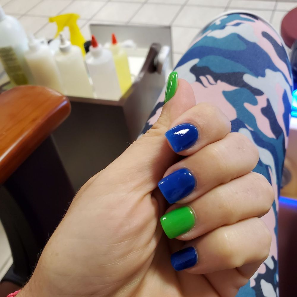 Nails & Spa - Nail Salons Near Me - Bloomington, Illinois Nails & Spa - Nail Salons Near Me - Bloomington, Illinois