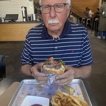 Super Duper Burgers - Burger, malt & FRENCH FRIES - Burgers Near Me - Emeryville, California Super Duper Burgers - Burger, malt & FRENCH FRIES - Burgers Near Me - Emeryville, California