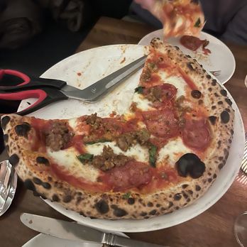 Coda Di Volpe - Salsiccia & Soppressata - next time I want to try with the arugula - Pizza Near Me - Chicago, Illinois Coda Di Volpe - Salsiccia & Soppressata - next time I want to try with the arugula - Pizza Near Me - Chicago, Illinois