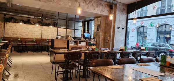 On the Bab Paris by null