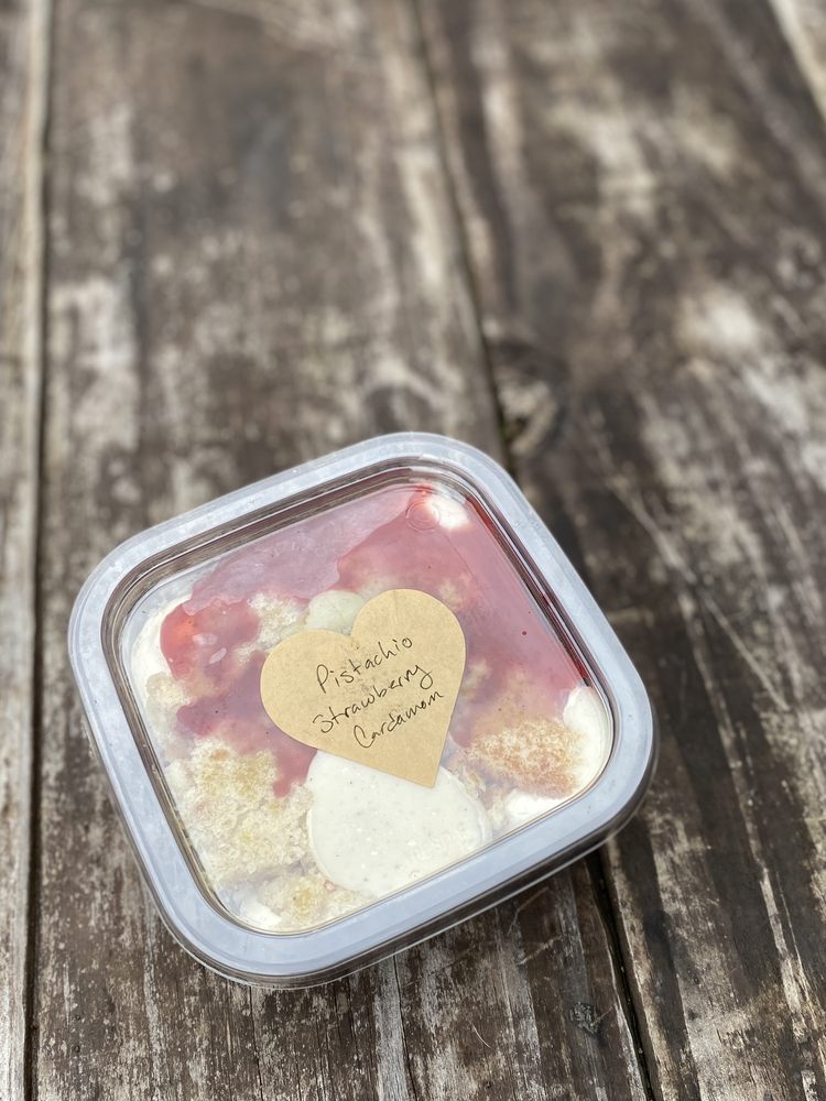 SEWELL SWEETS Updated September 2024 37 Photos & 20 Reviews 155 Liberty St NE, Salem