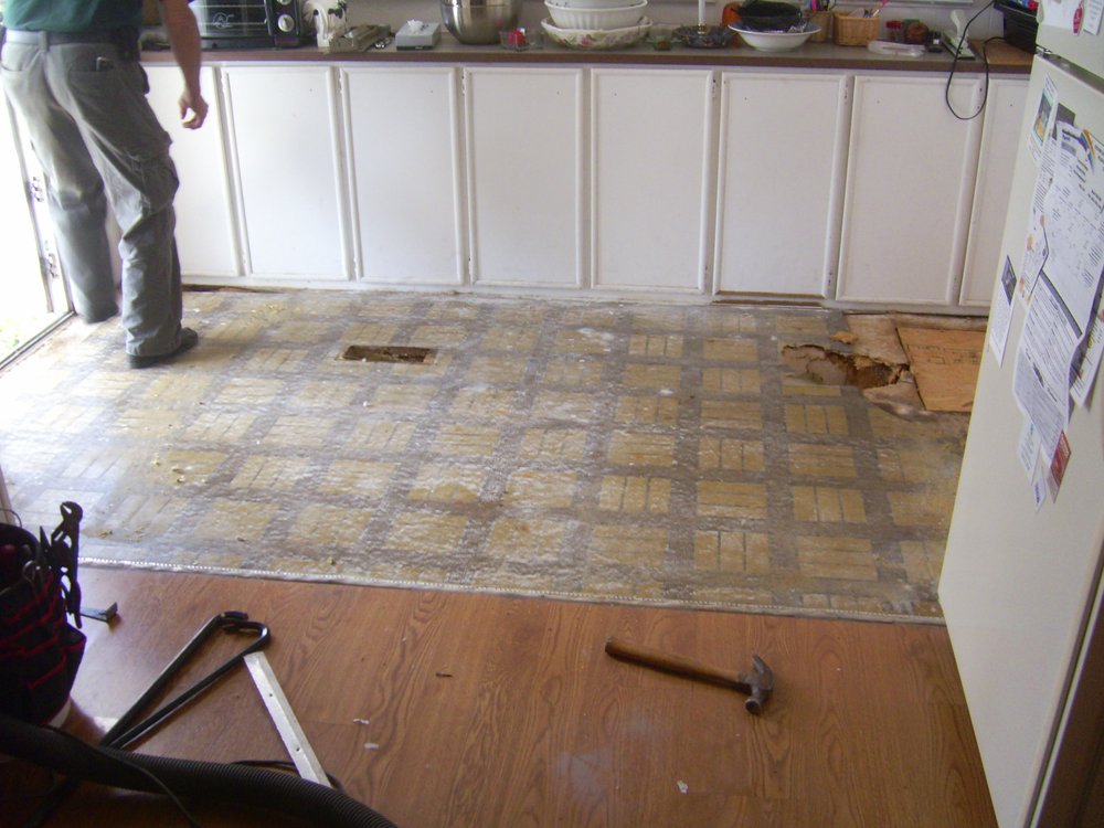 Slide of K&E Repair Solutions