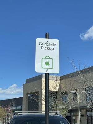 Apple Leawood by null