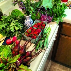 Bountiful Blessings Farm - Early - Summer csa half bushel.