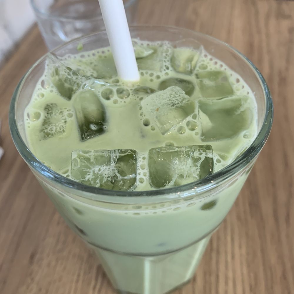 DeCourses Café - Iced matcha latte - Cafes Near Me - Toronto, Ontario DeCourses Café - Iced matcha latte - Cafes Near Me - Toronto, Ontario