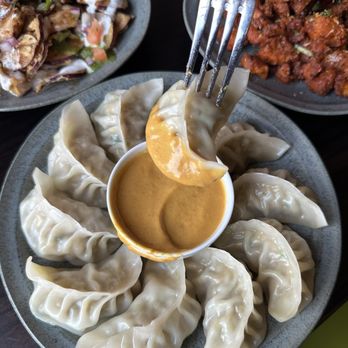 Curry House - Chicken MoMo - Himalayan/Nepalese Near Me - West Hartford, Connecticut